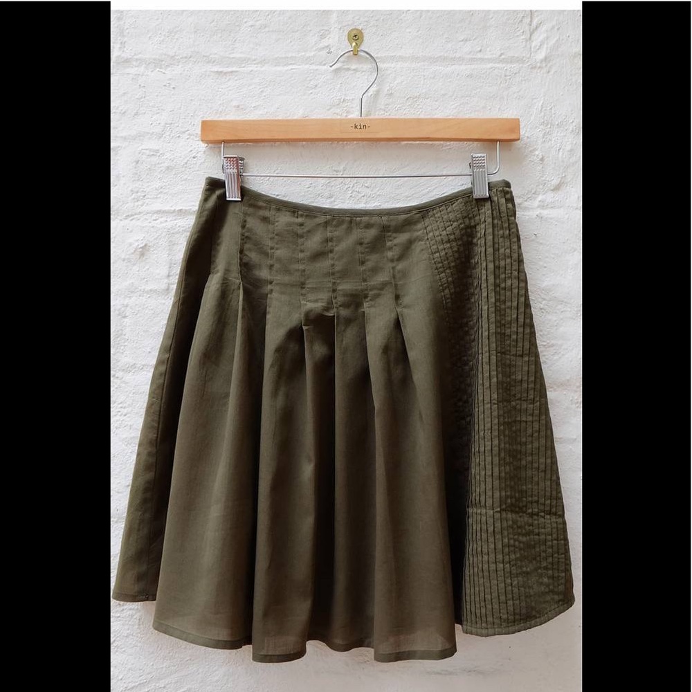 $150 NWT Kin Studio 12 Fair Trade Skirt Organic Cotton Pleated Moss Green Naki